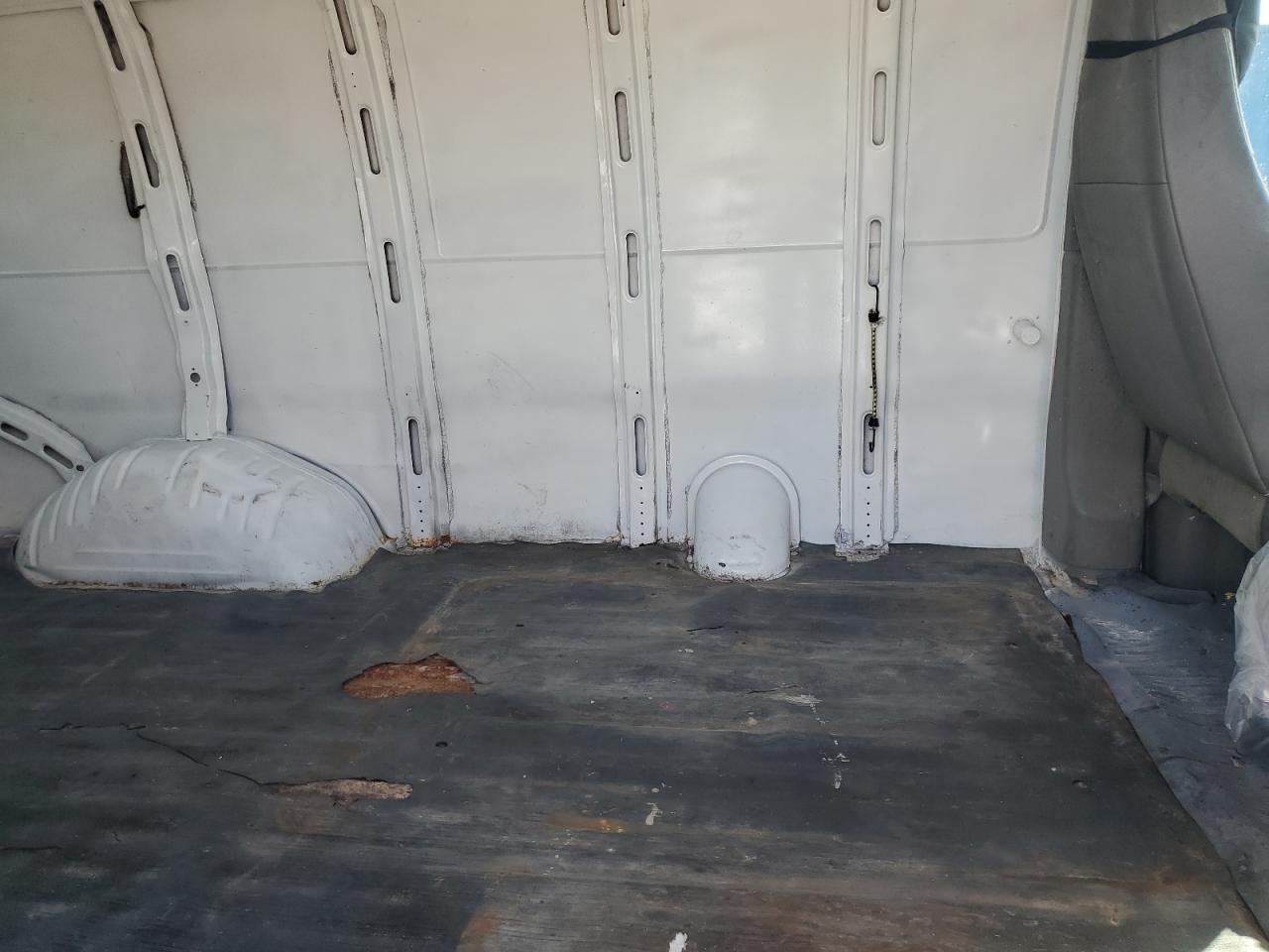 Lot #3305422466 2003 CHEVROLET EXPRESS G1