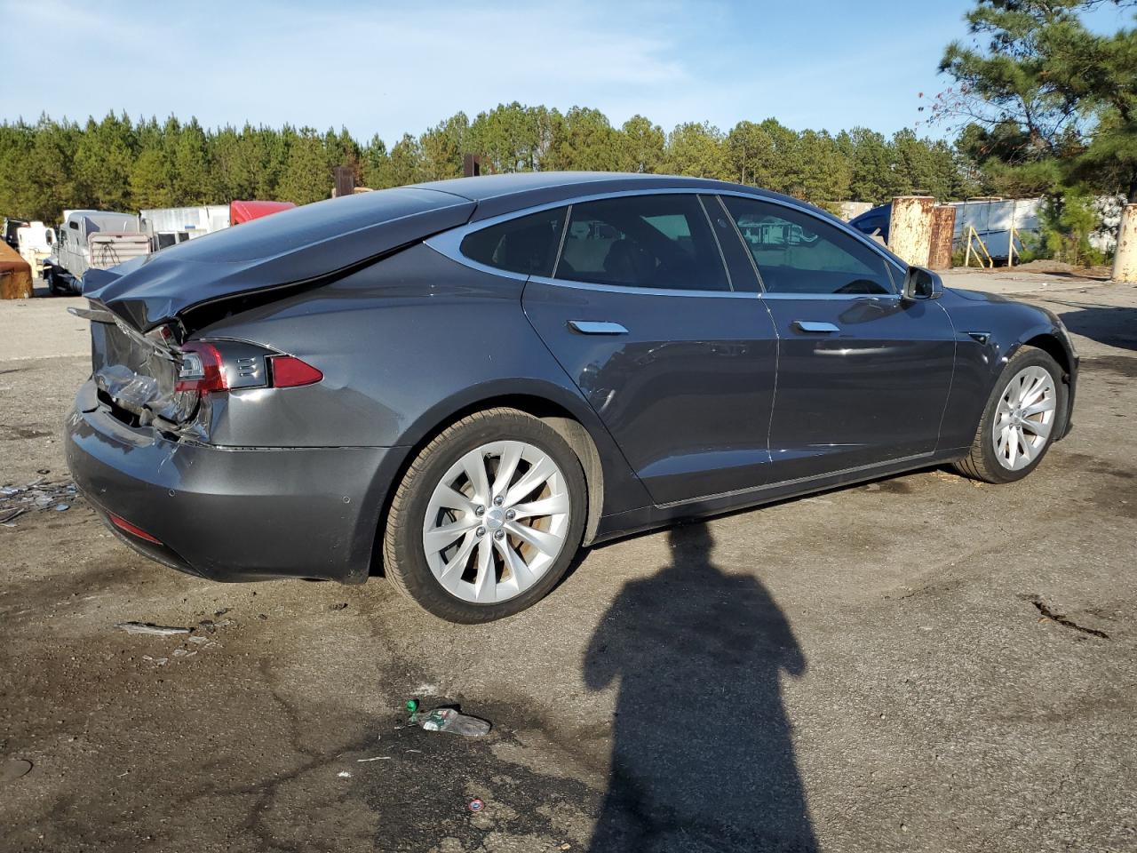 TESLA MODEL S