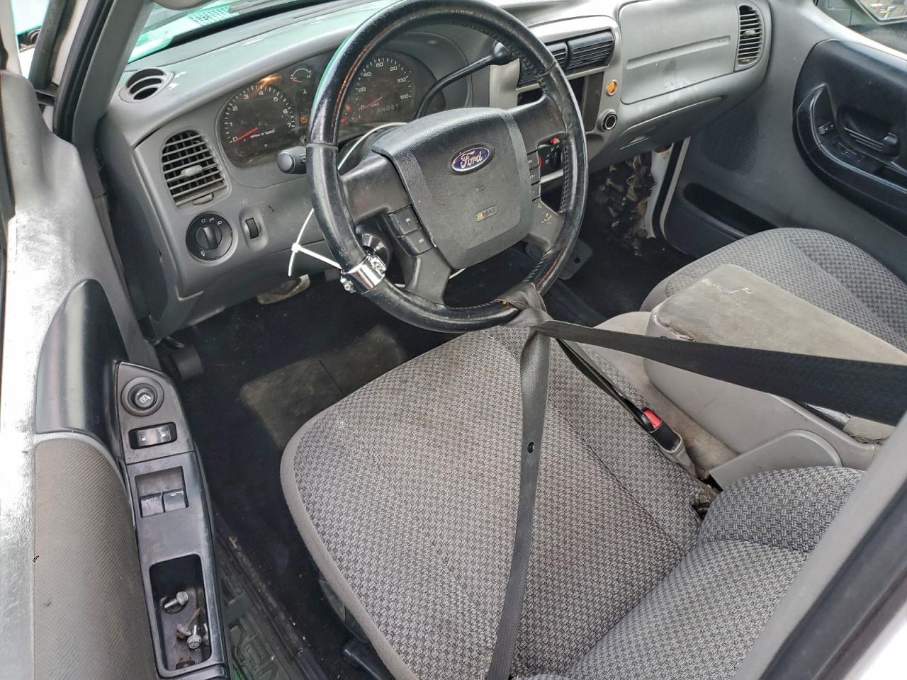 FORD RANGER SUPER CAB