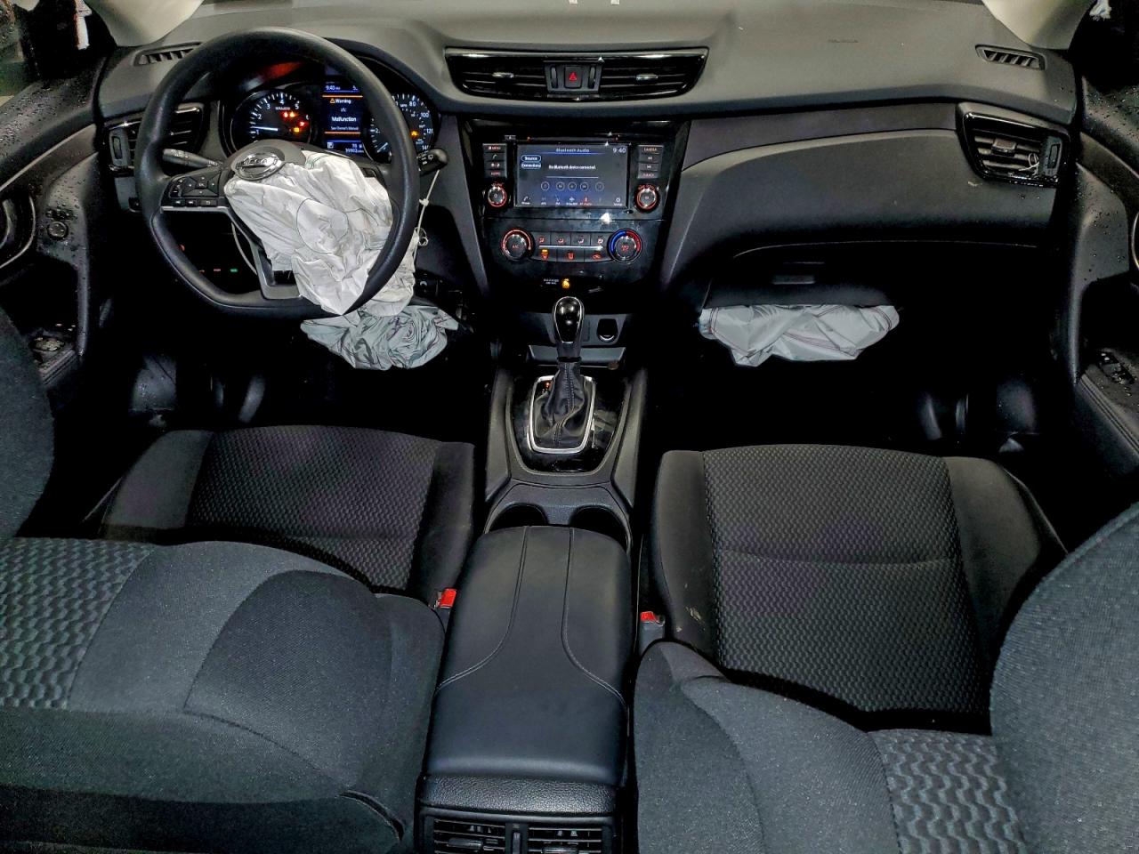 NISSAN ROGUE SPORT S