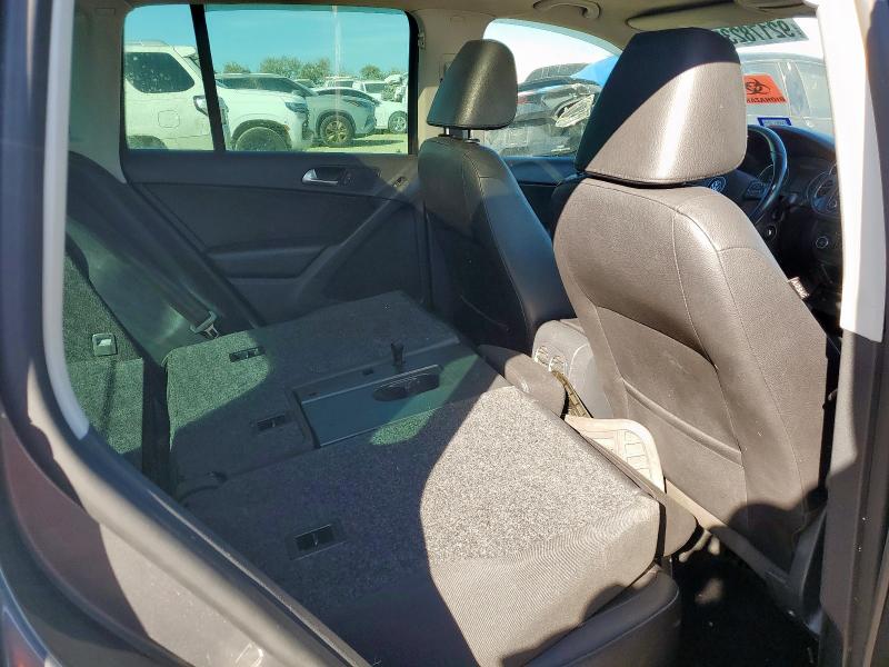 2012 VOLKSWAGEN TIGUAN S #3290238203