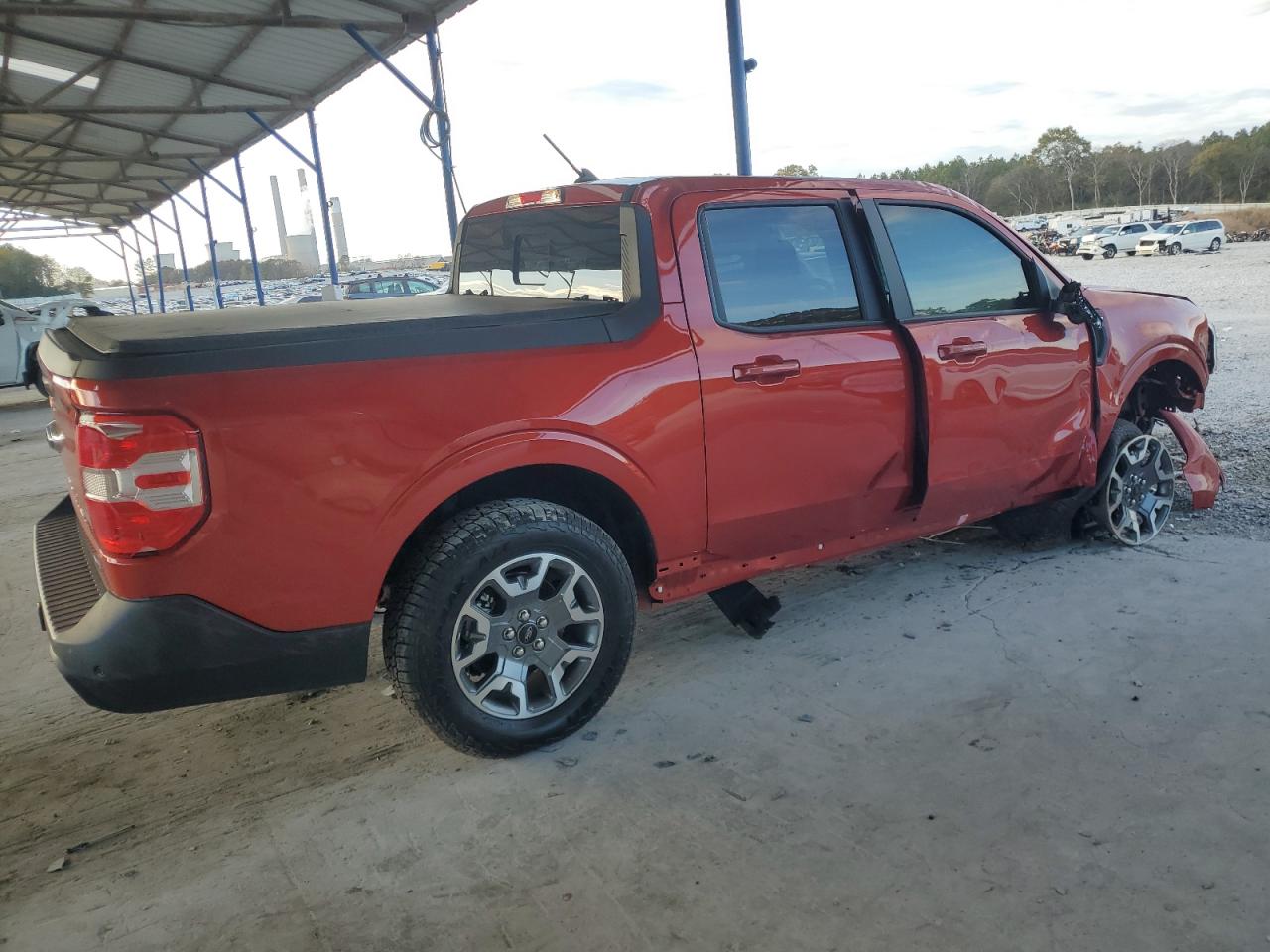 FORD MAVERICK LARIAT