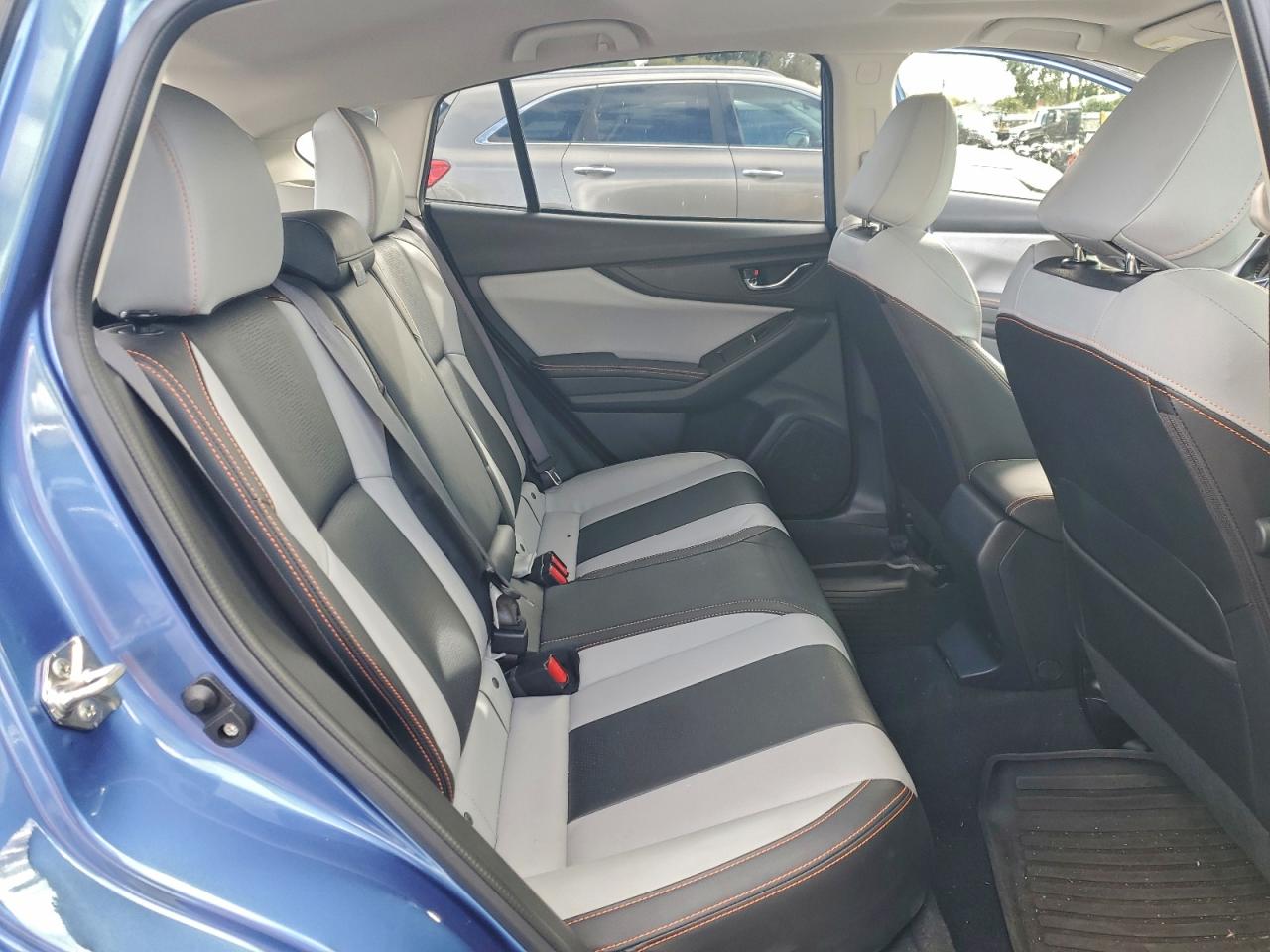 SUBARU CROSSTREK LIMITED