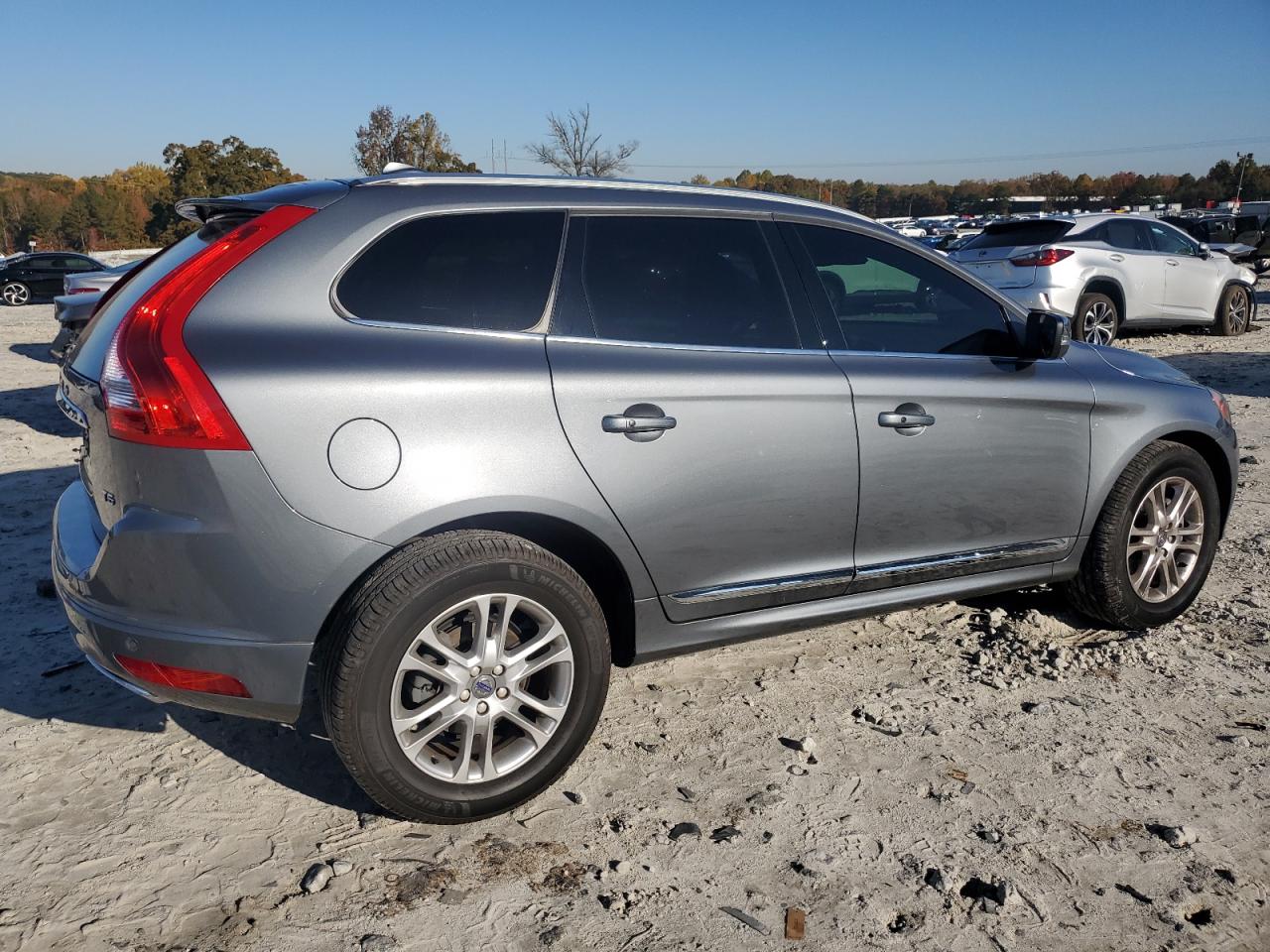 VOLVO XC60 T5 PREMIER