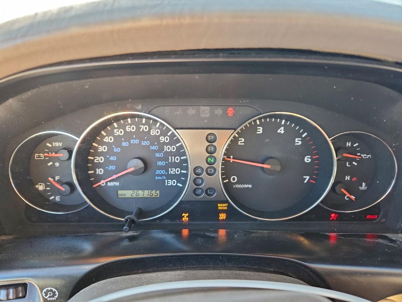 Lot #3303869719 2004 TOYOTA LAND CRUIS