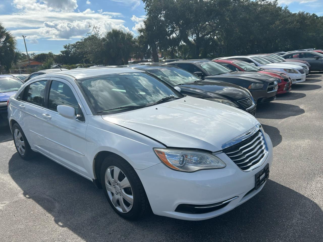 CHRYSLER 200 LX