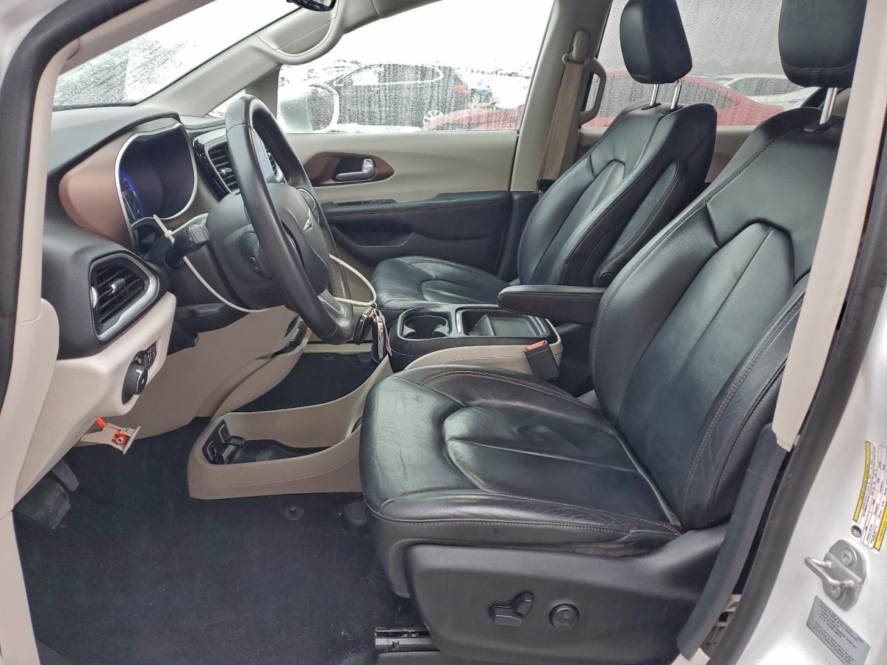 CHRYSLER PACIFICA TOURING L