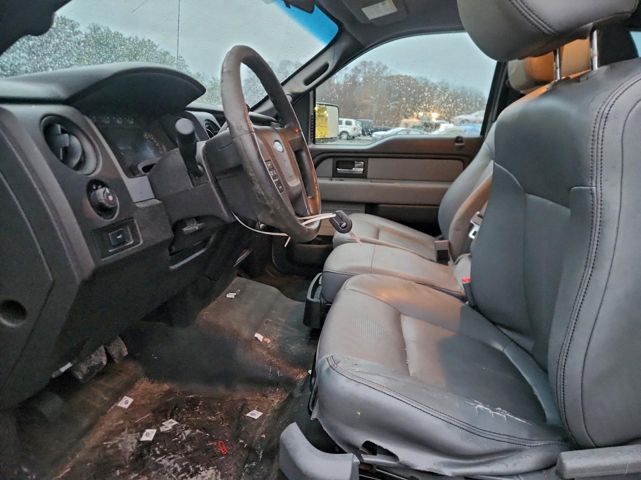 FORD F-150 SUPER CAB