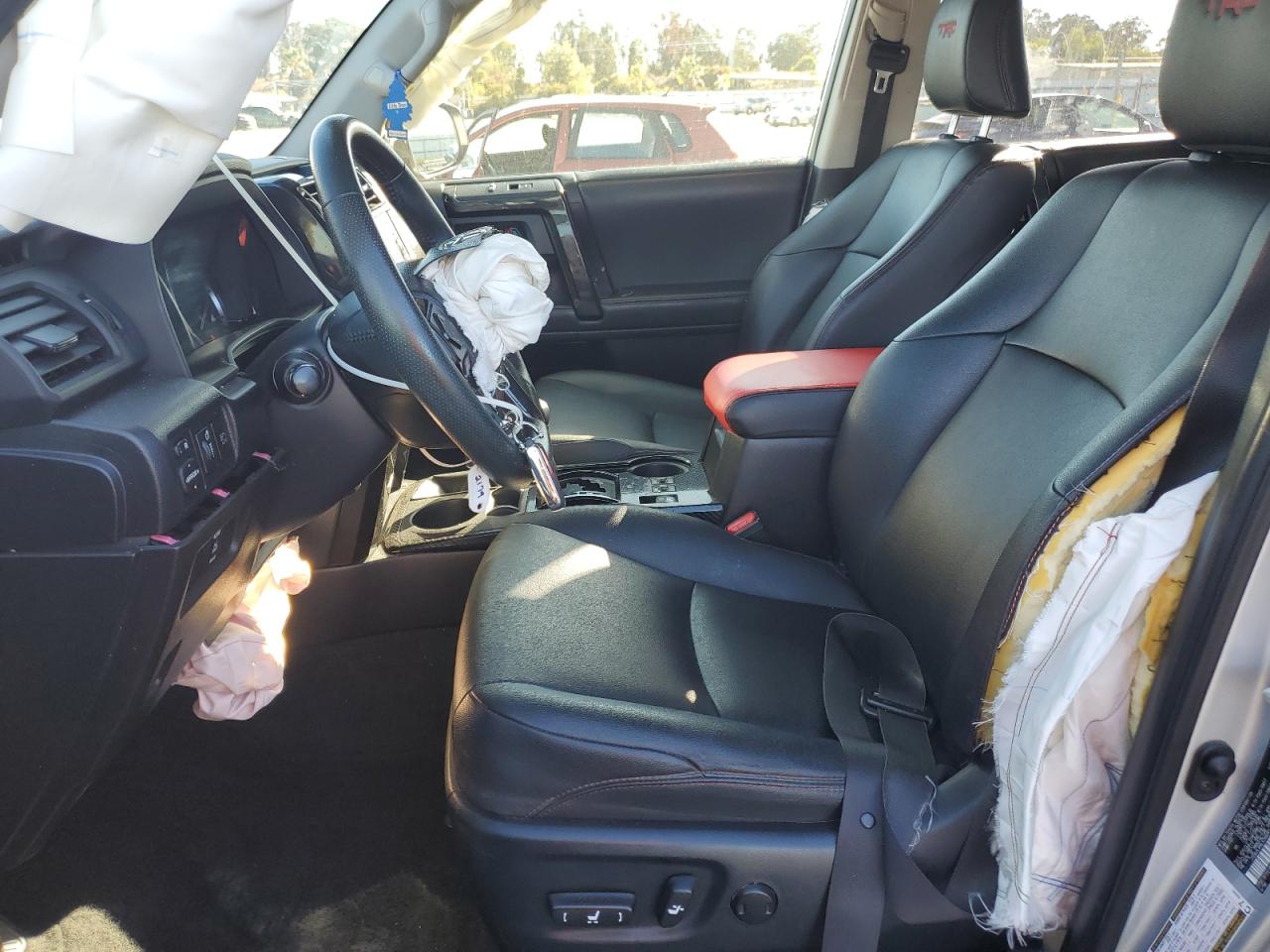 TOYOTA 4RUNNER SR5/SR5 PREMIUM