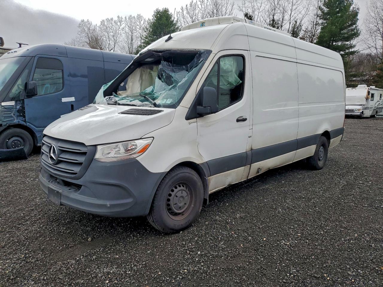 MERCEDES-BENZ SPRINTER 2500