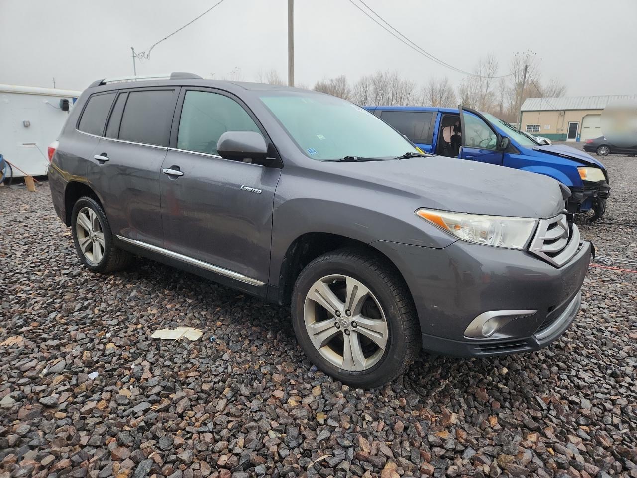 TOYOTA HIGHLANDER LIMITED