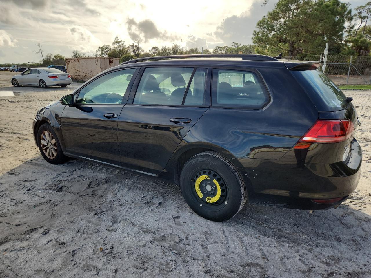 VOLKSWAGEN GOLF SPORTSVAN S