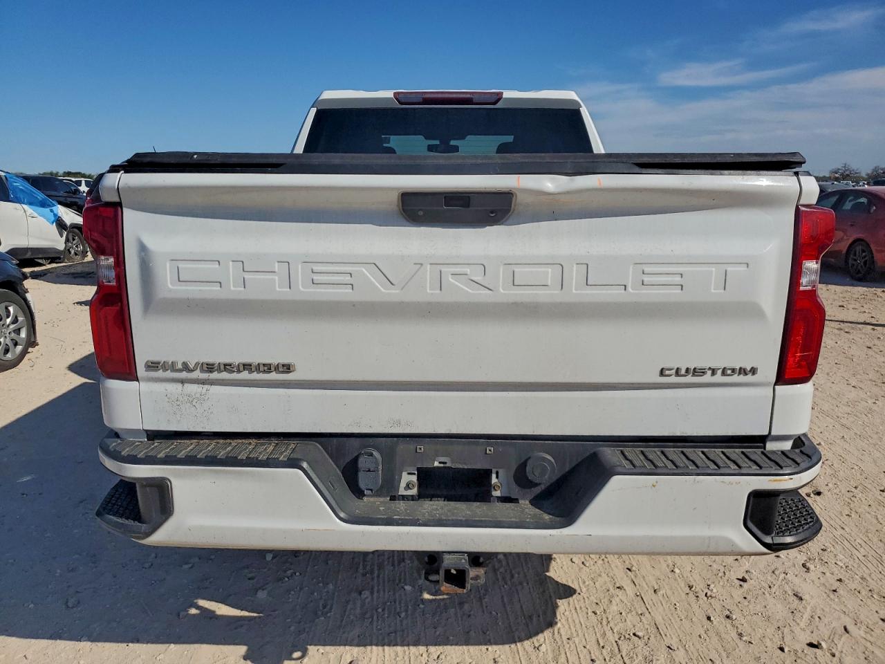 CHEVROLET SILVERADO C1500 CUSTOM