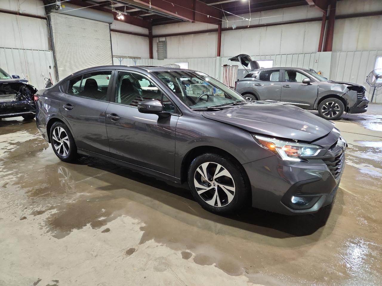 SUBARU LEGACY PREMIUM