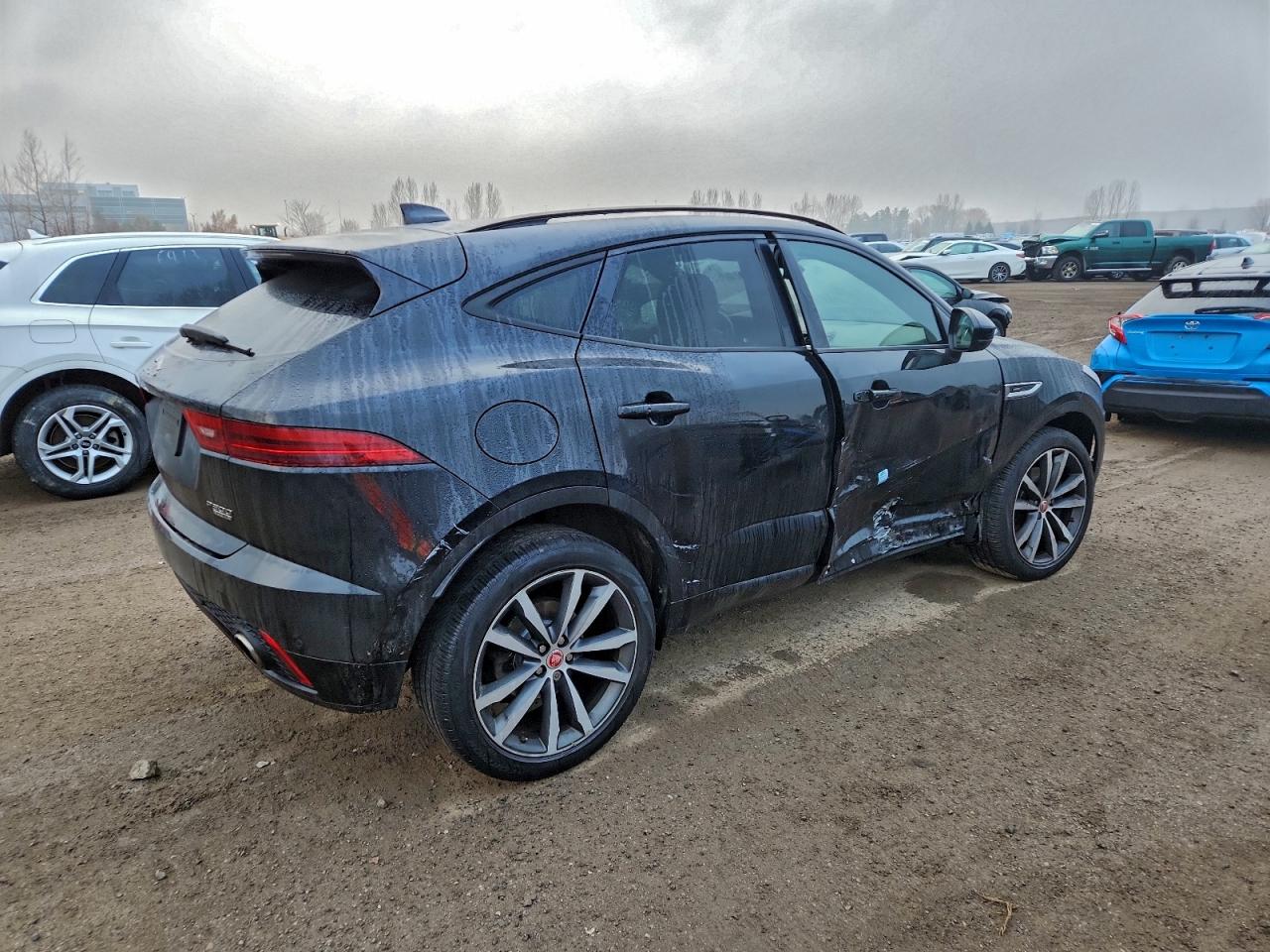 JAGUAR E-TYPE R-DYNAMIC HSE