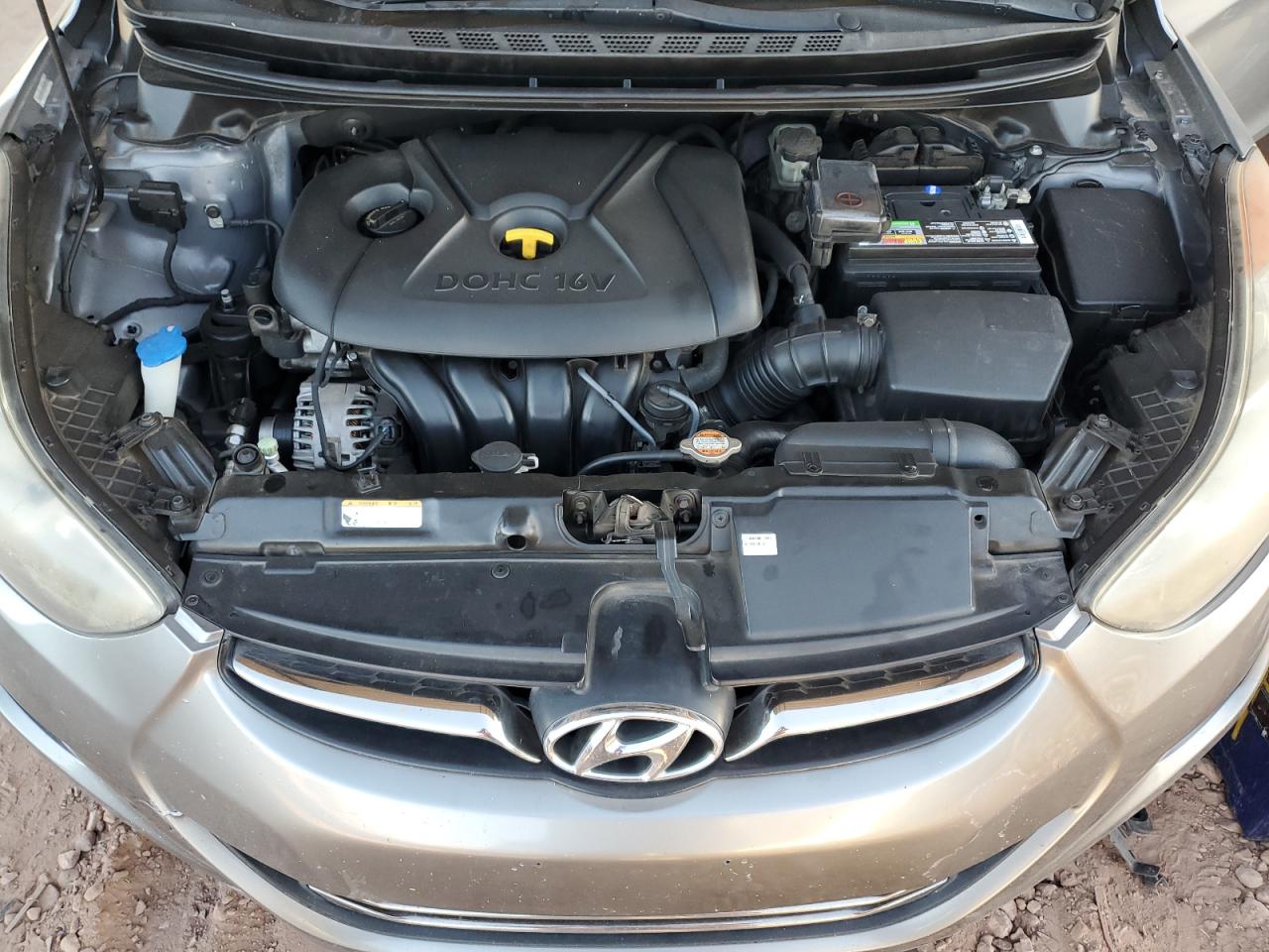 HYUNDAI ELANTRA GLS