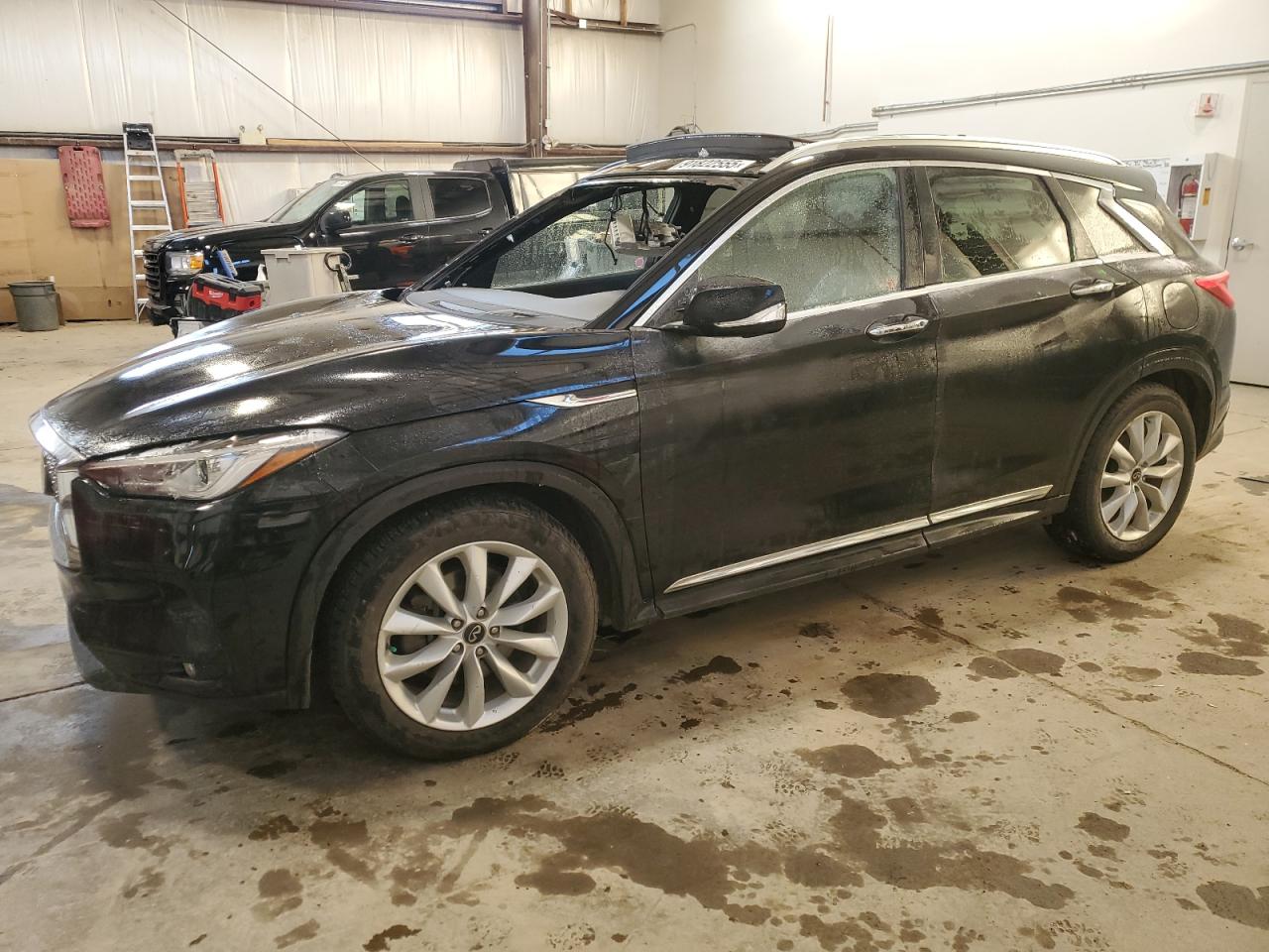 INFINITI QX50 ESSENTIAL
