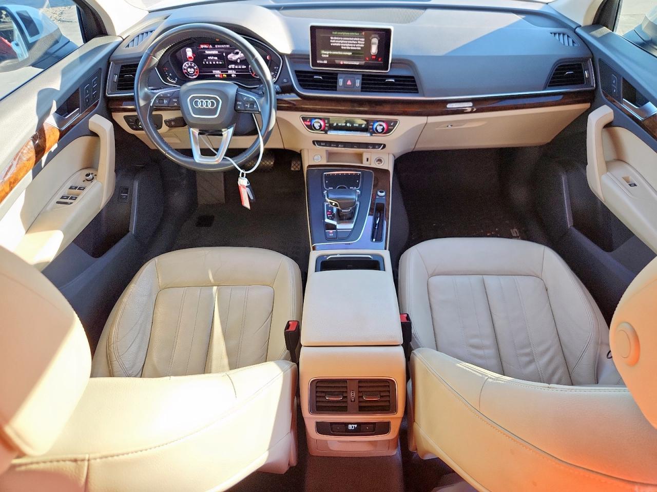 AUDI Q5 PREMIUM PLUS