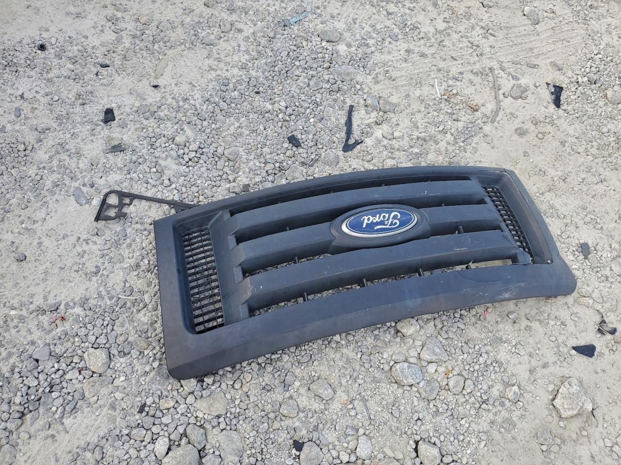 FORD F-150 SUPER CAB