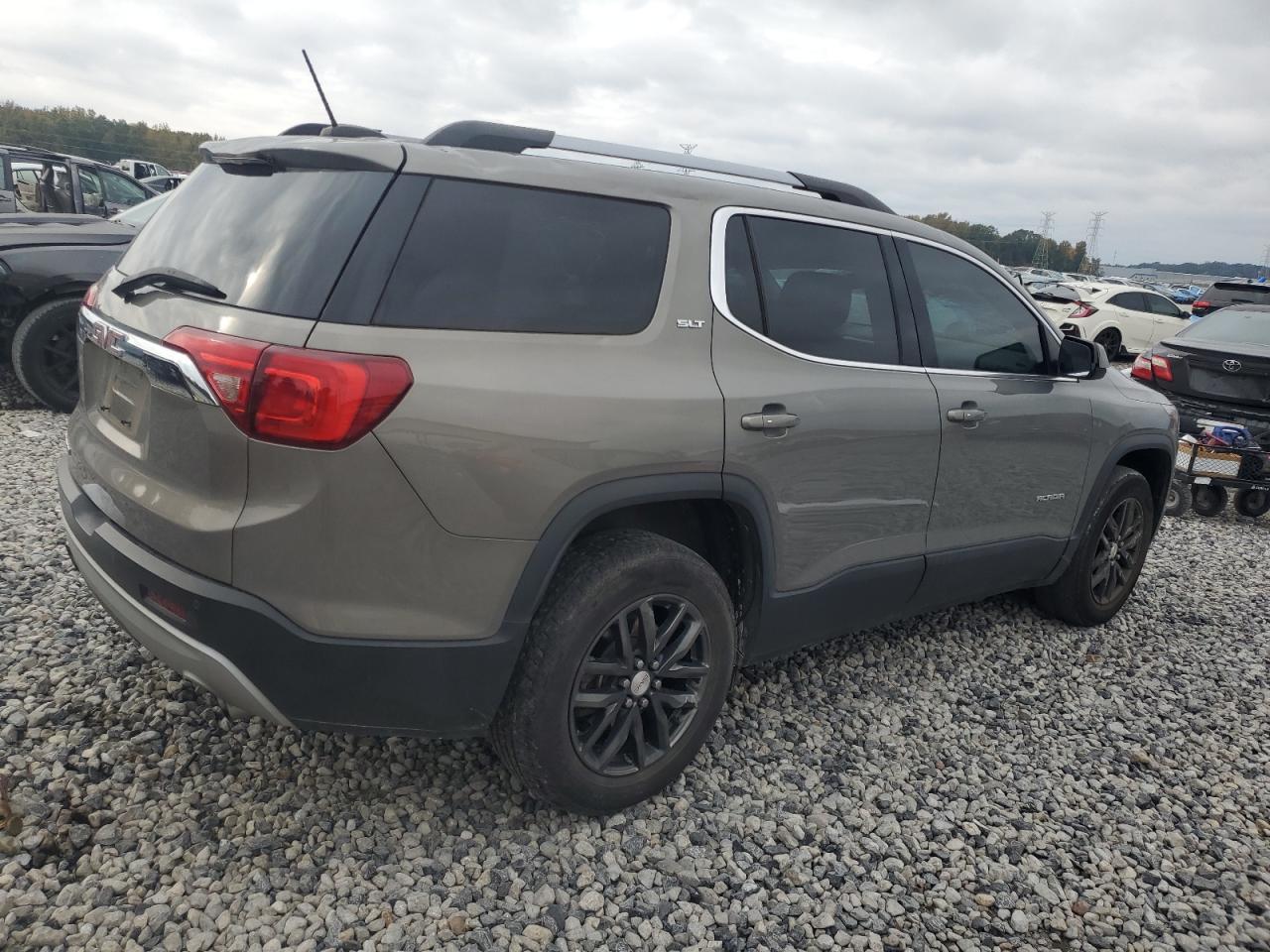 GMC ACADIA SLT-1