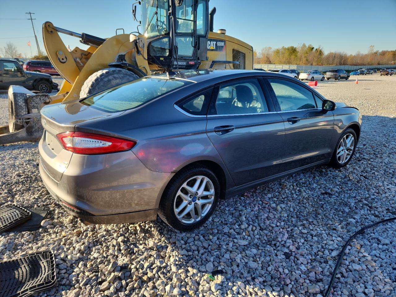 FORD FUSION SE