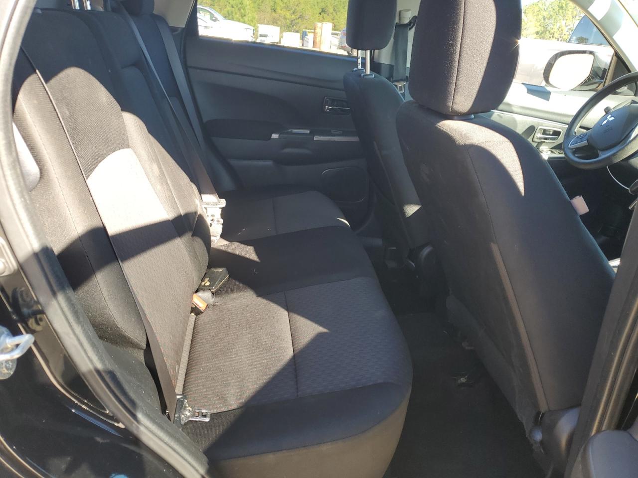 MITSUBISHI OUTLANDER ES