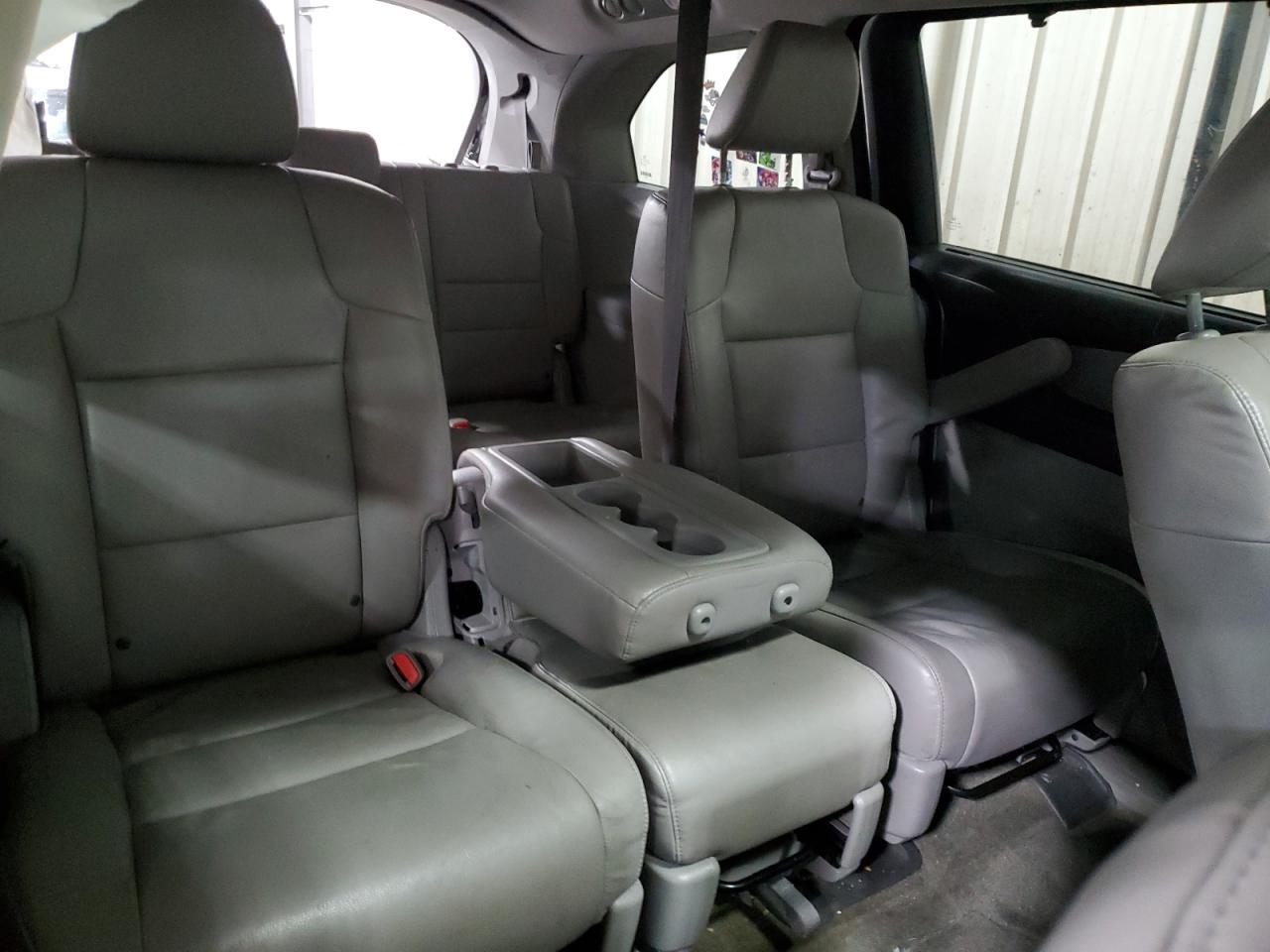 Lot #3302839900 2015 HONDA ODYSSEY EX