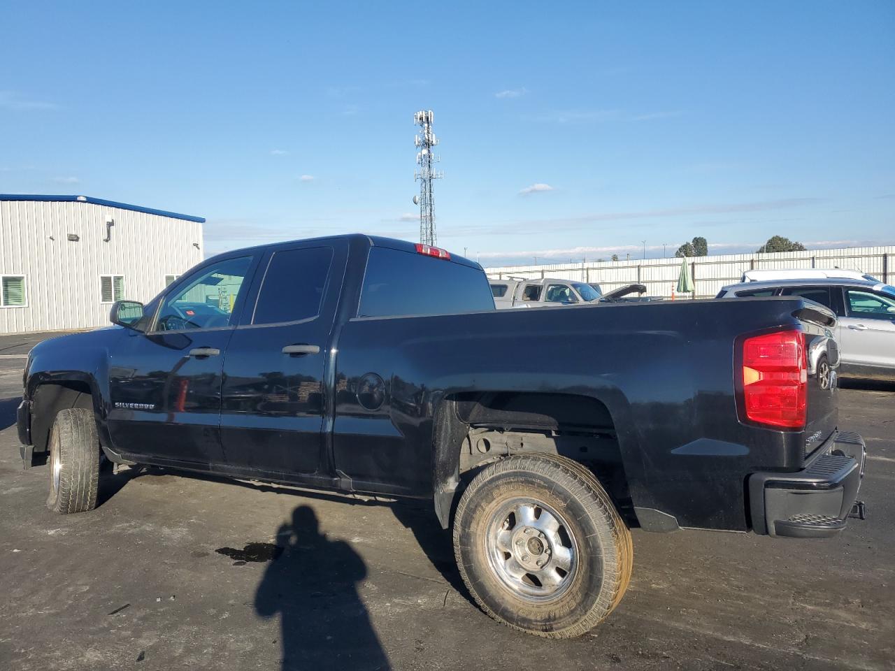 CHEVROLET SILVERADO C1500 CUSTOM