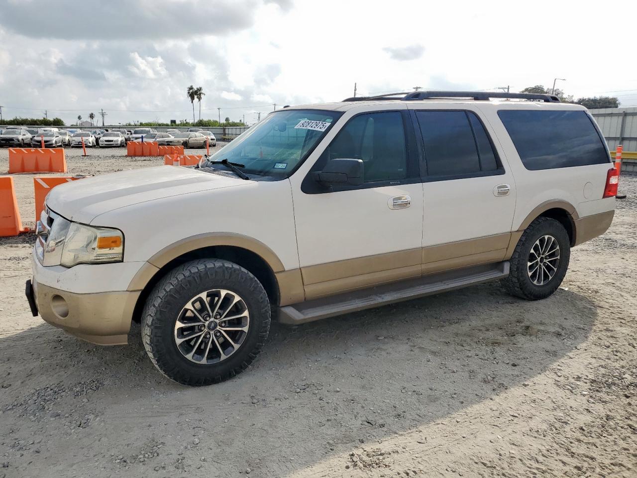 FORD EXPEDITION EL XLT