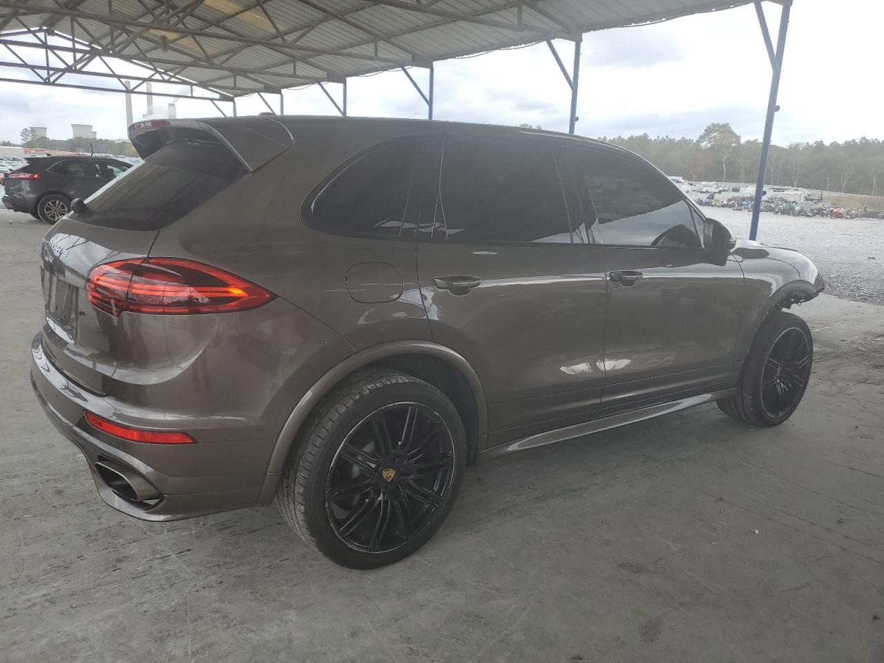 PORSCHE CAYENNE