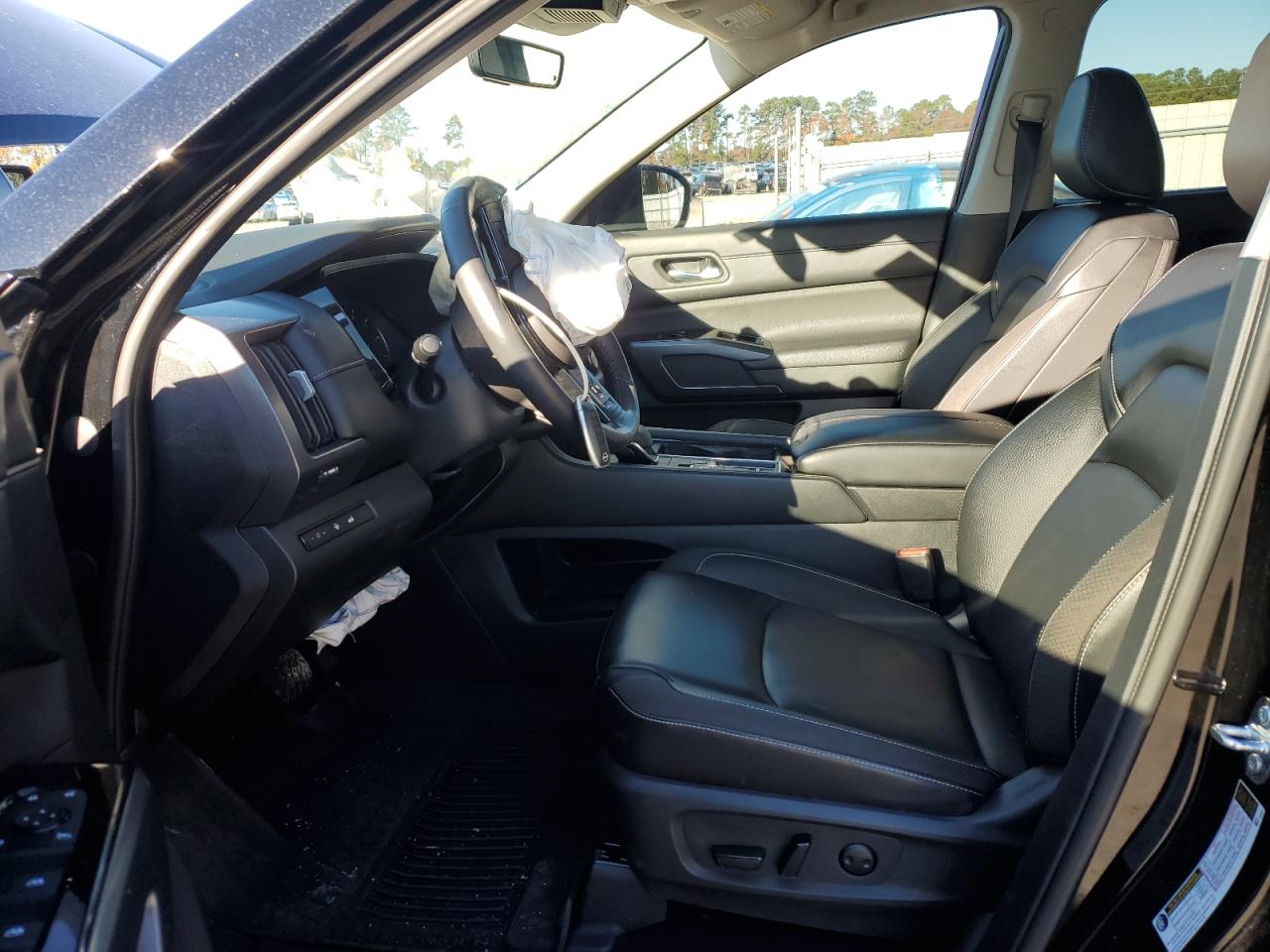 NISSAN PATHFINDER SL