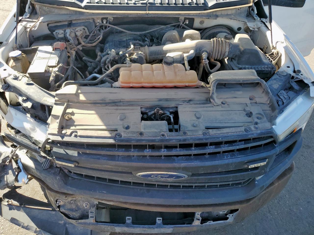 FORD F-150 SUPER CAB