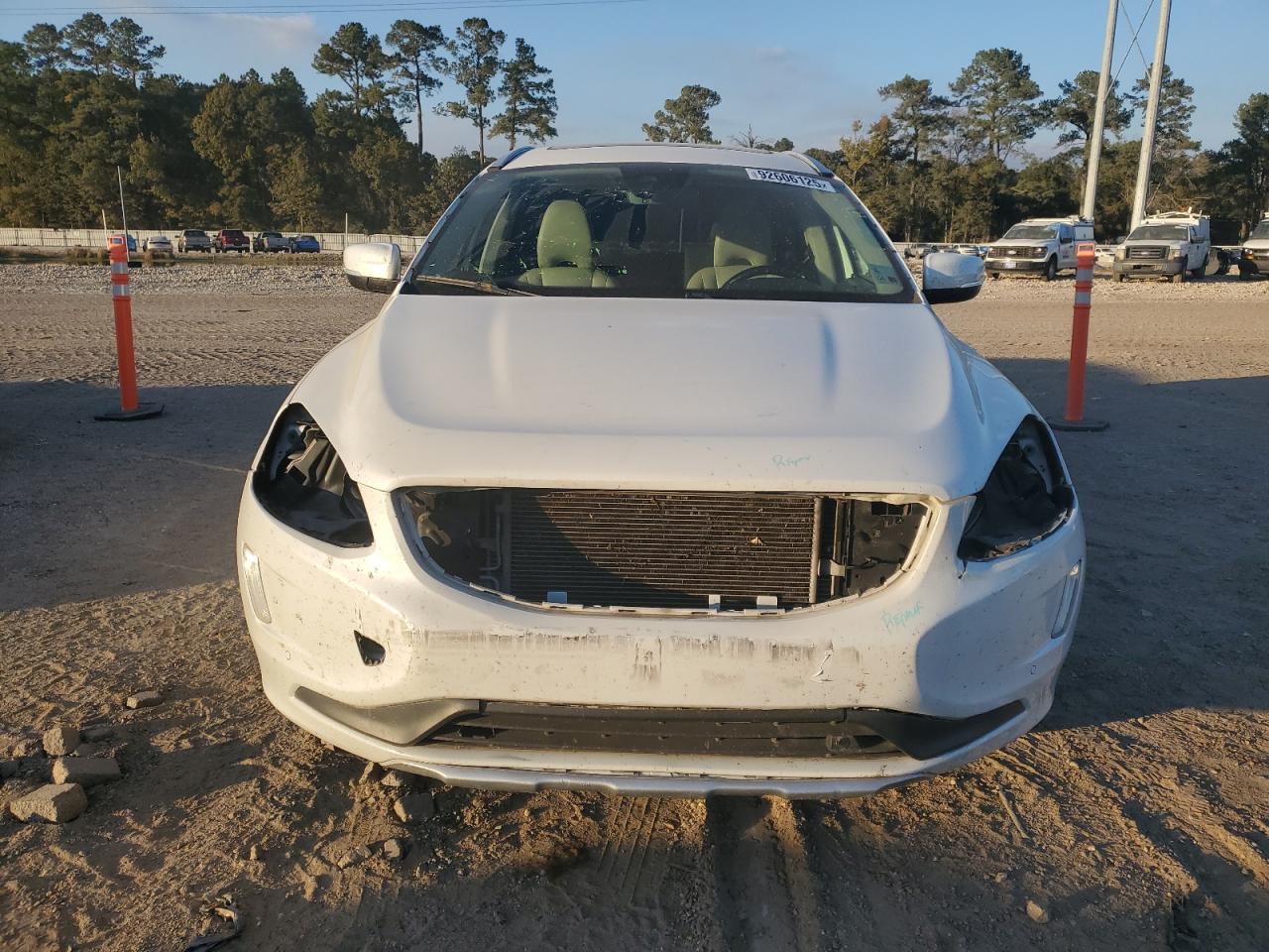 VOLVO XC60 T5 PREMIER