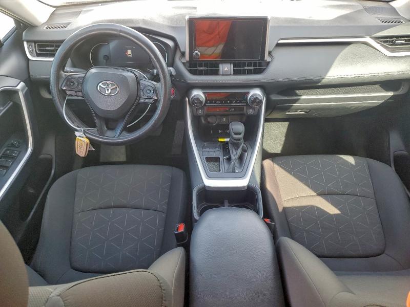 2024 TOYOTA RAV4 XLE #3297017384