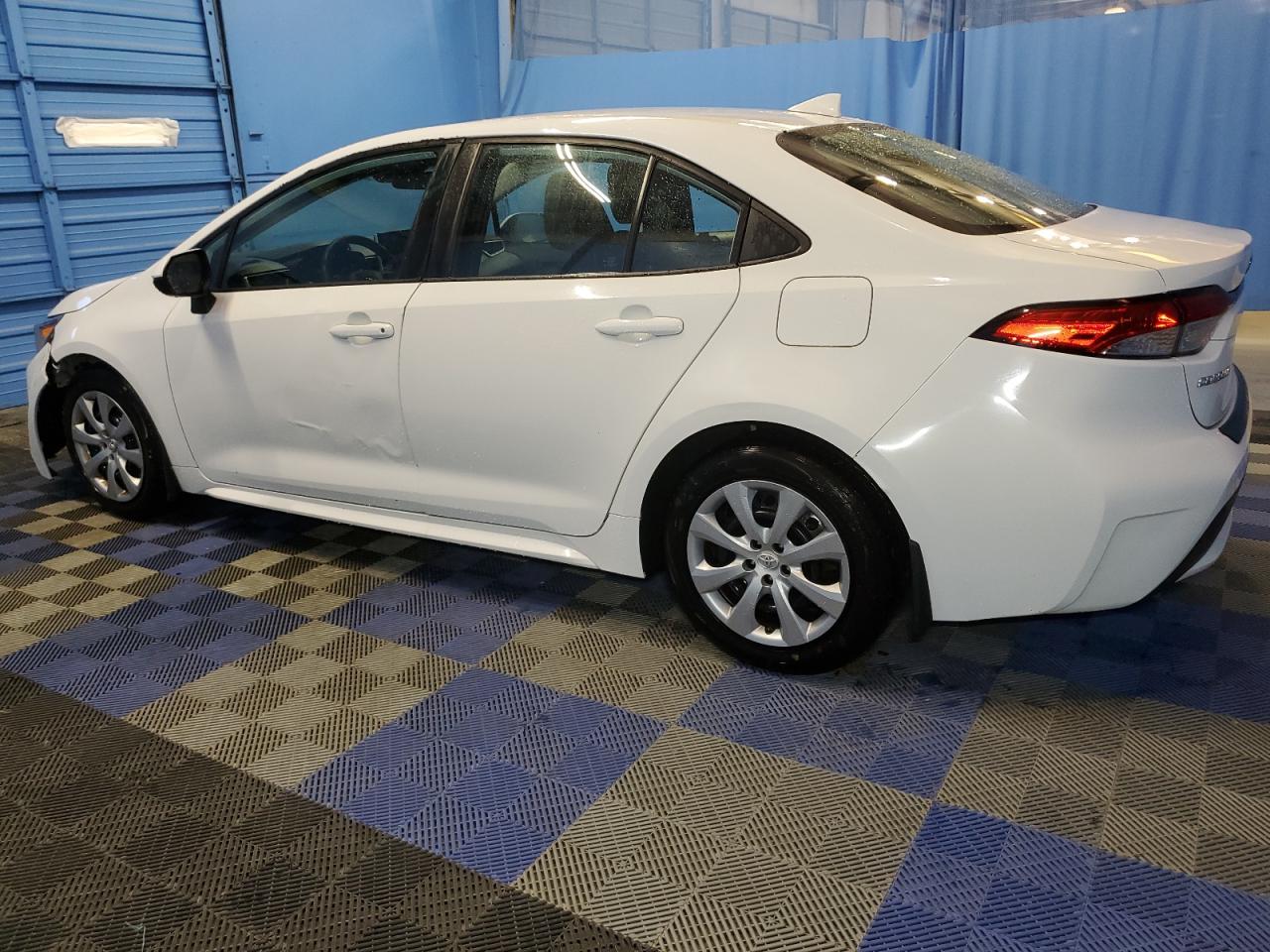 TOYOTA COROLLA LE