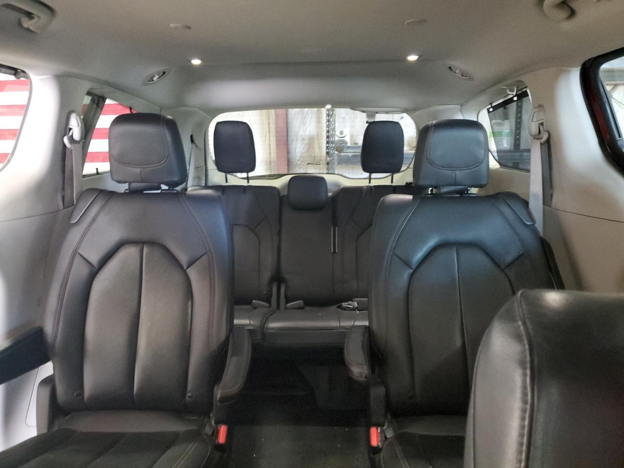 CHRYSLER PACIFICA TOURING L