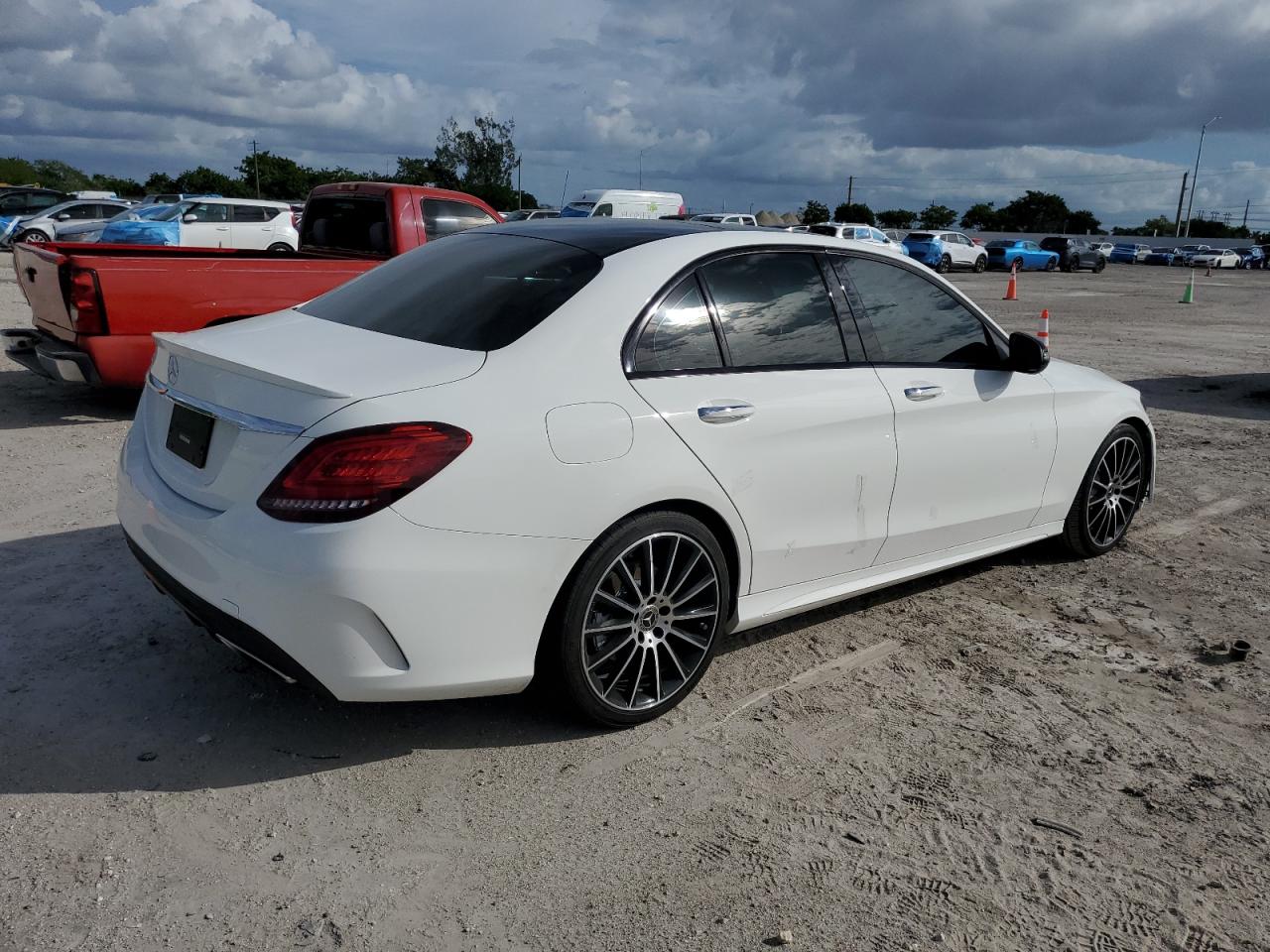 MERCEDES-BENZ C-CLASS 300