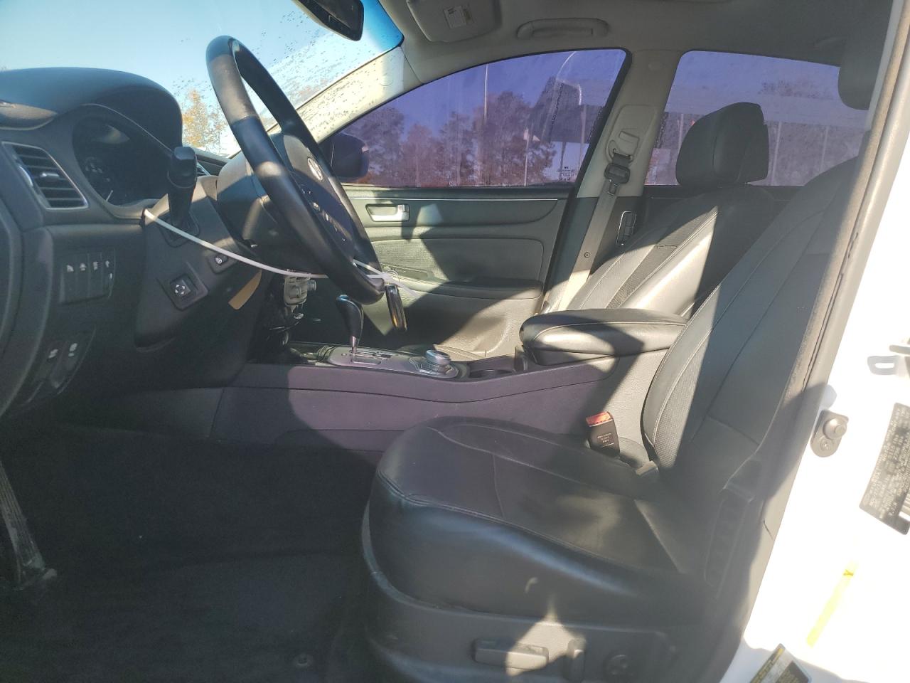 HYUNDAI GENESIS 5.0L