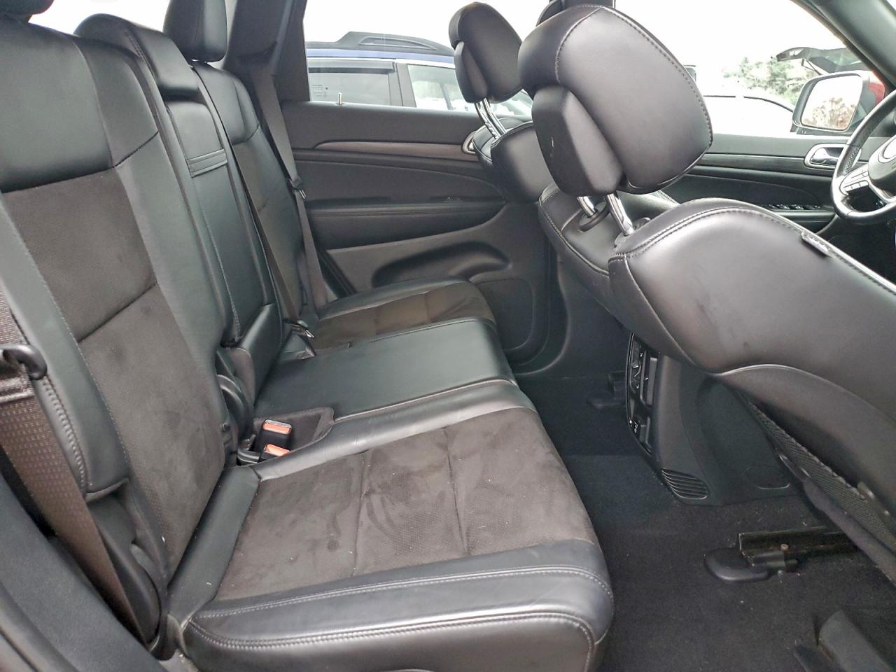 JEEP GRAND CHEROKEE LAREDO