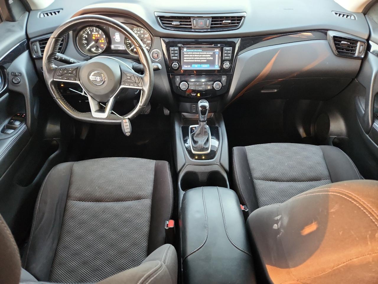 NISSAN ROGUE SPORT S