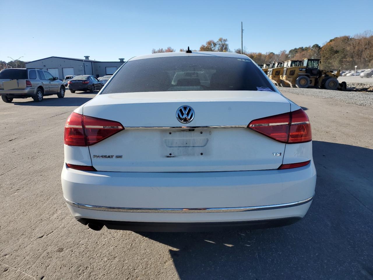 VOLKSWAGEN PASSAT SE
