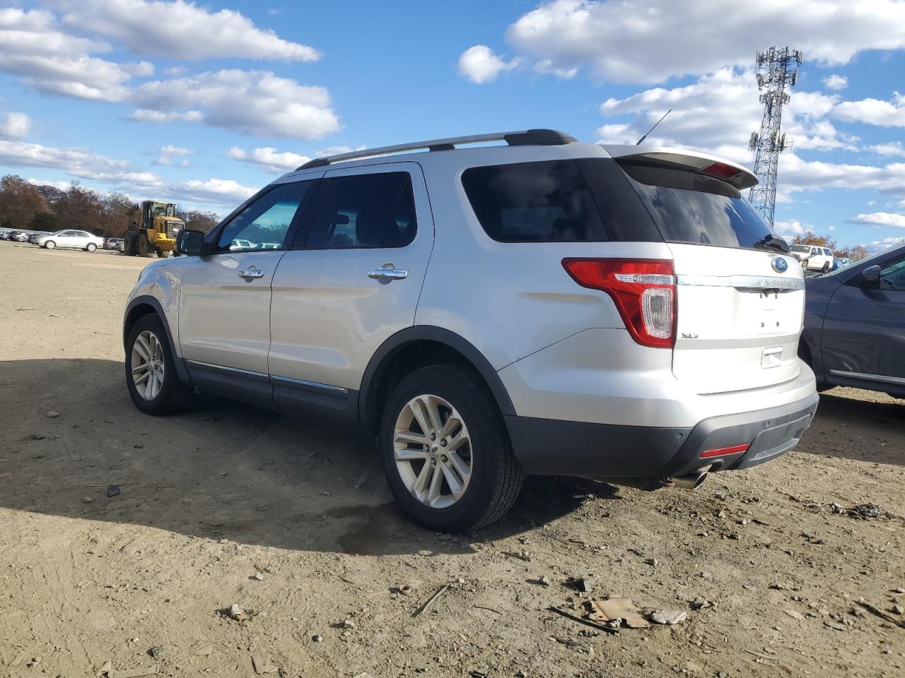 FORD EXPLORER XLT
