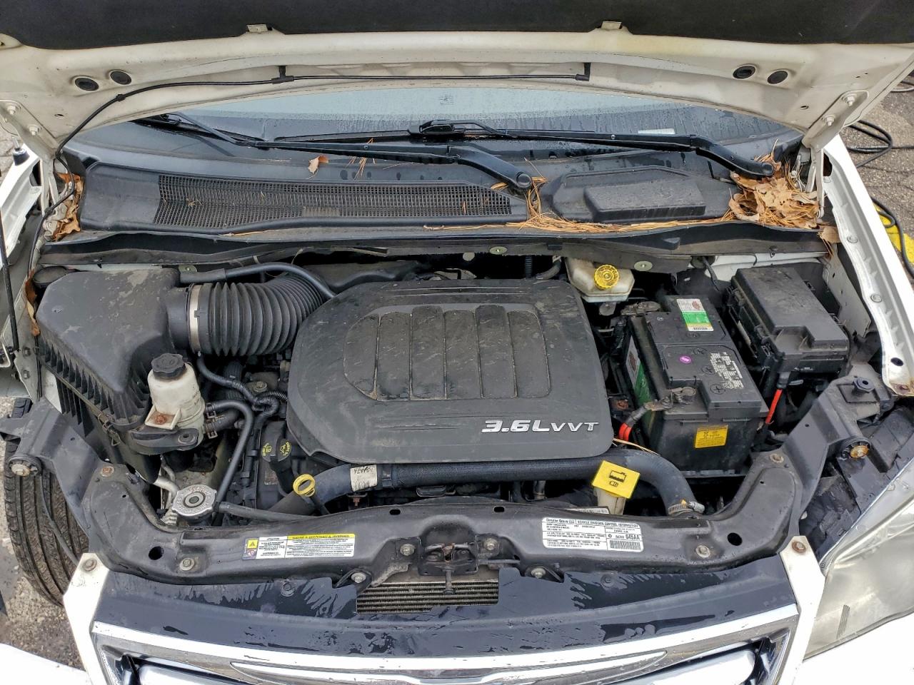 CHRYSLER TOWN & COUNTRY TOURING