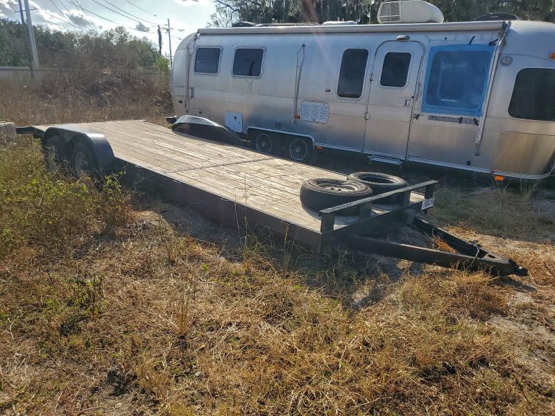 2022 P & T FLAT BED #3308381301