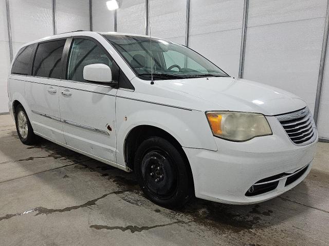 2014 CHRYSLER TOWN & COU #3310407005