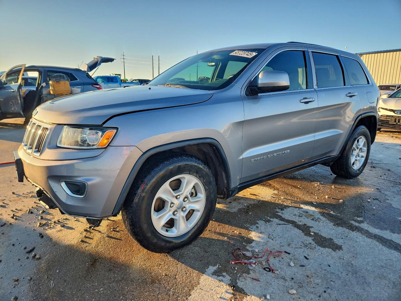 JEEP GRAND CHEROKEE LAREDO
