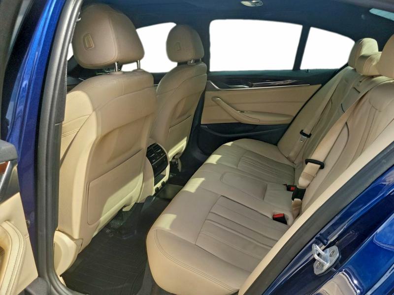 2019 BMW 530 XI #3295922400