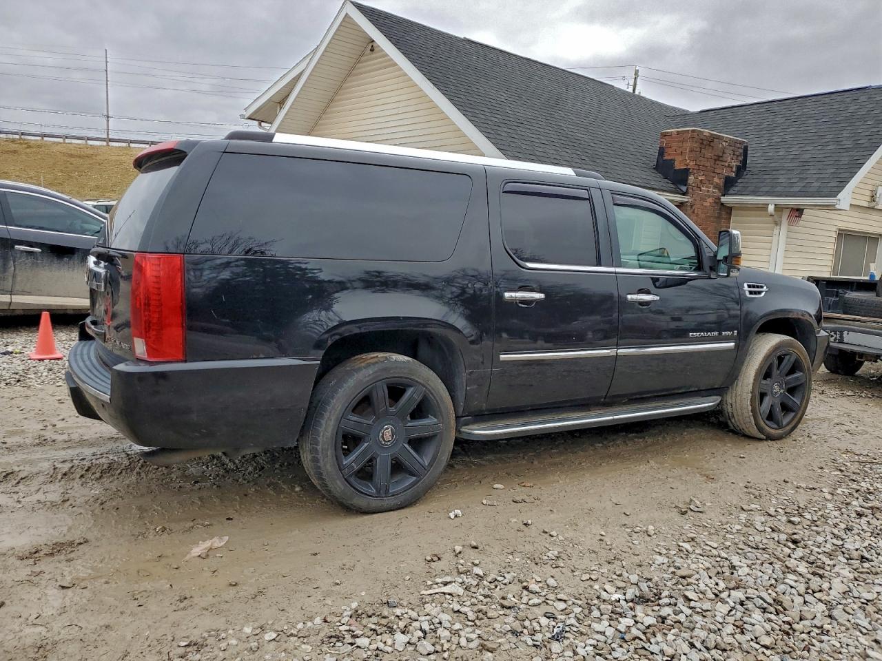 Lot #3302708007 2008 CADILLAC ESCALADE E