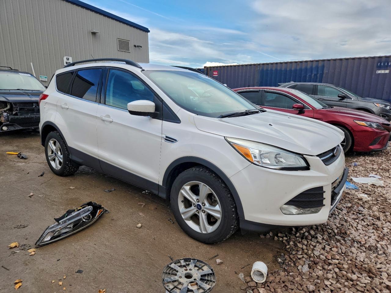 FORD ESCAPE SE