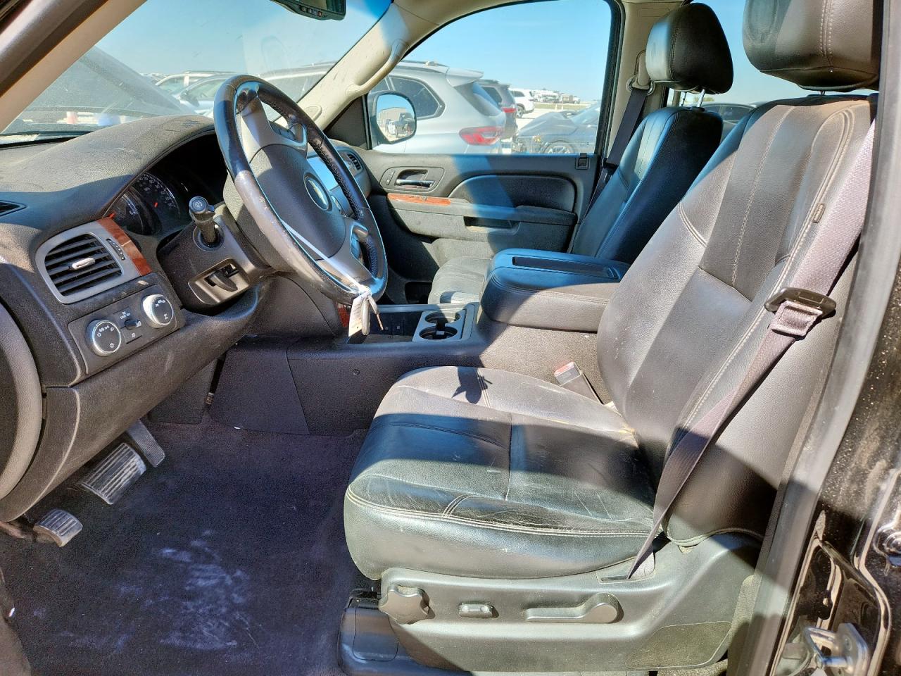 CHEVROLET SUBURBAN K1500 LT